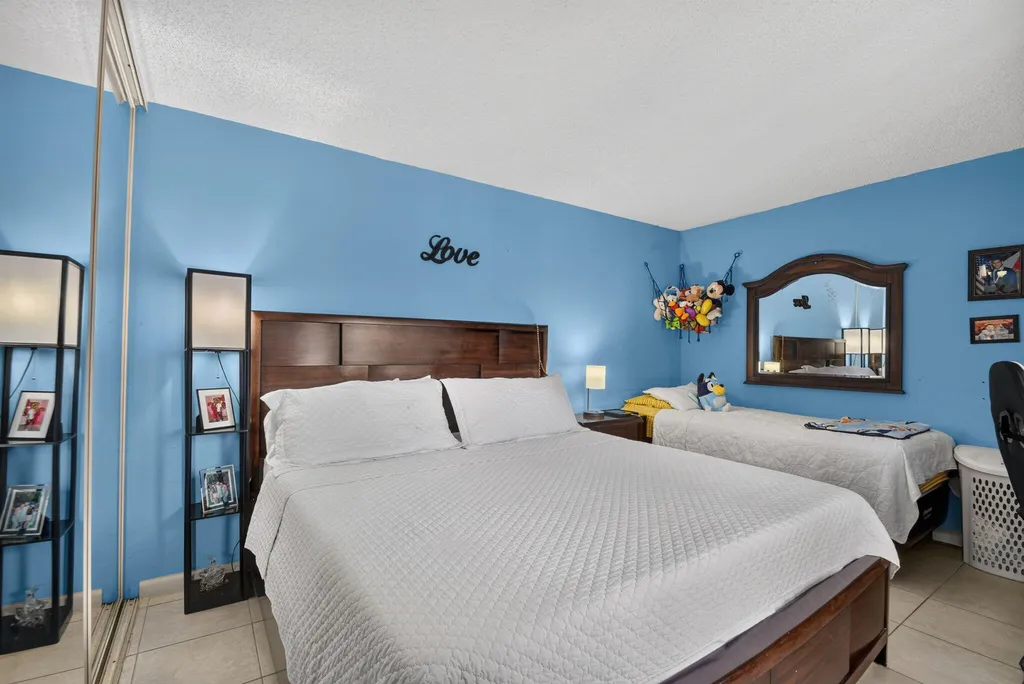 1610 Forest Lakes Circle West Palm Beach FL 33406