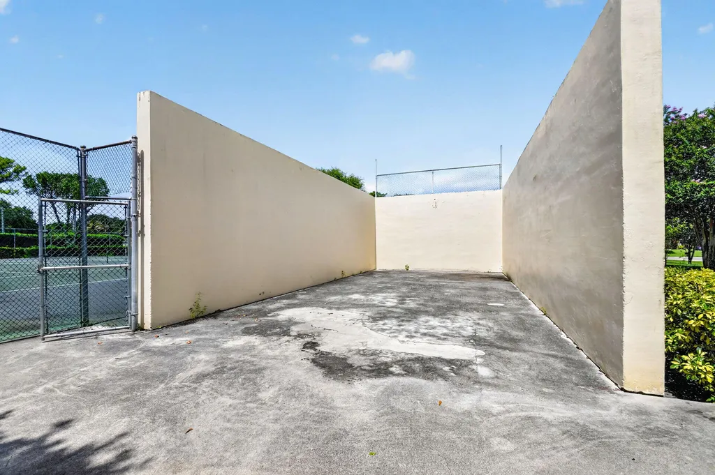 1610 Forest Lakes Circle West Palm Beach FL 33406