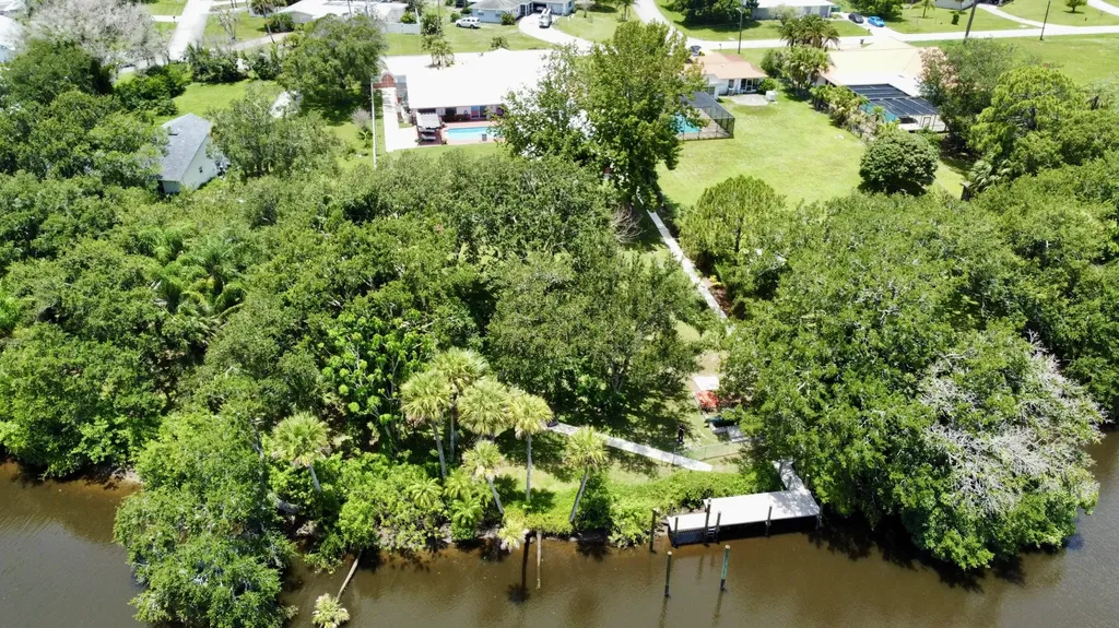 457 S Naranja Avenue Port St Lucie FL 34983