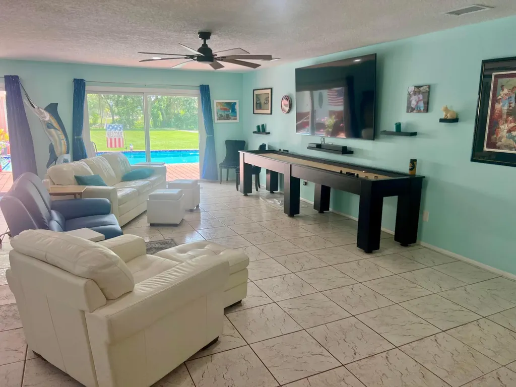 457 S Naranja Avenue Port St Lucie FL 34983