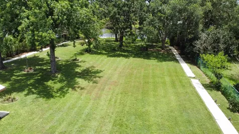 457 S Naranja Avenue Port St Lucie FL 34983