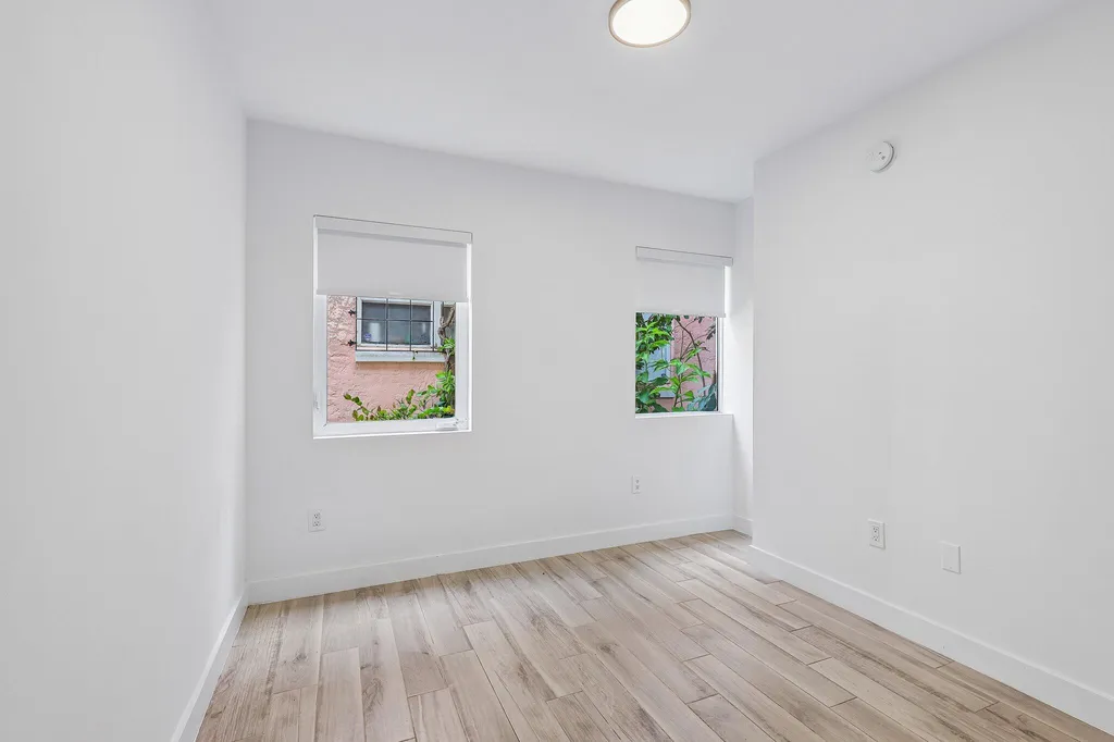 740 Meridian Avenue Miami Beach FL 33139