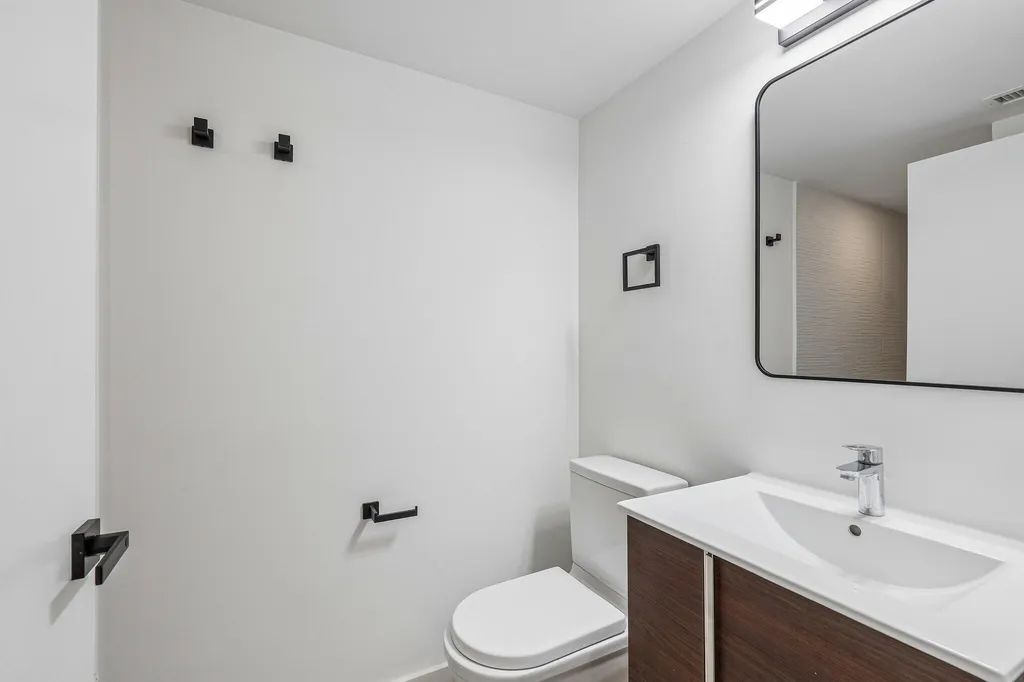 740 Meridian Avenue Miami Beach FL 33139