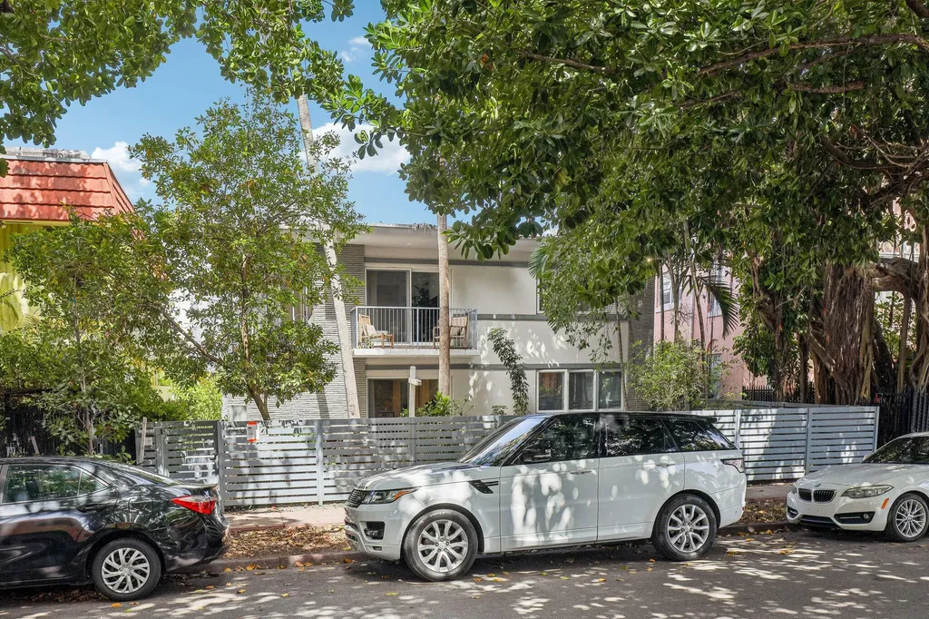 740 Meridian Avenue Miami Beach FL 33139