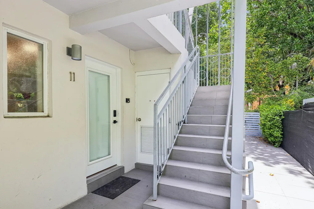 740 Meridian Avenue Miami Beach FL 33139