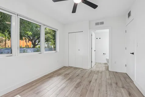 740 Meridian Avenue Miami Beach FL 33139