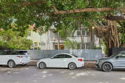 740 Meridian Avenue Miami Beach FL 33139