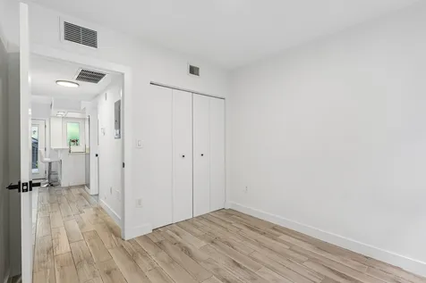 740 Meridian Avenue Miami Beach FL 33139