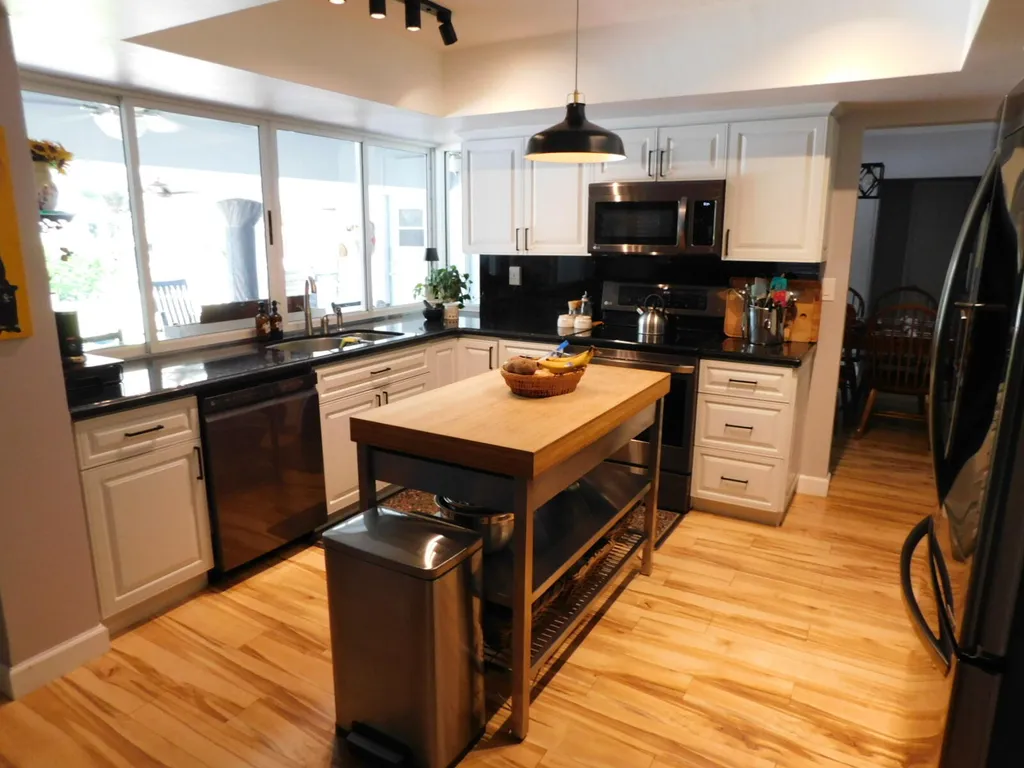 5270 SW 88th Terrace Cooper City FL 33328