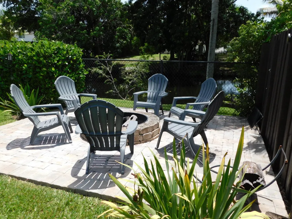 5270 SW 88th Terrace Cooper City FL 33328