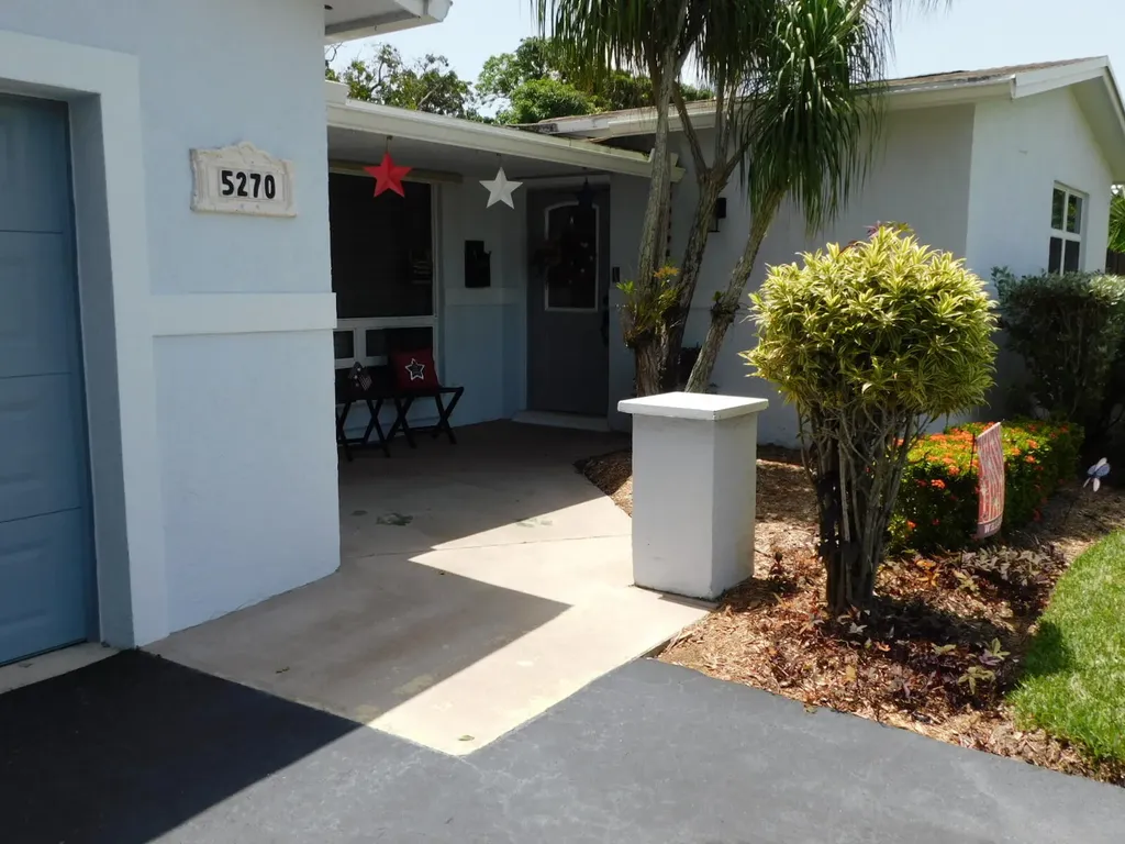 5270 SW 88th Terrace Cooper City FL 33328