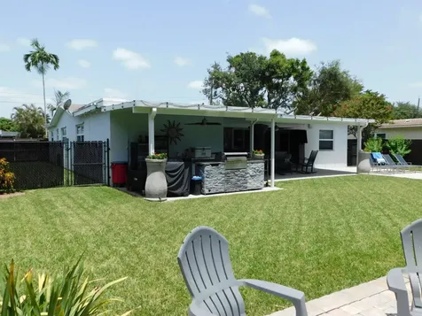 5270 SW 88th Terrace Cooper City FL 33328