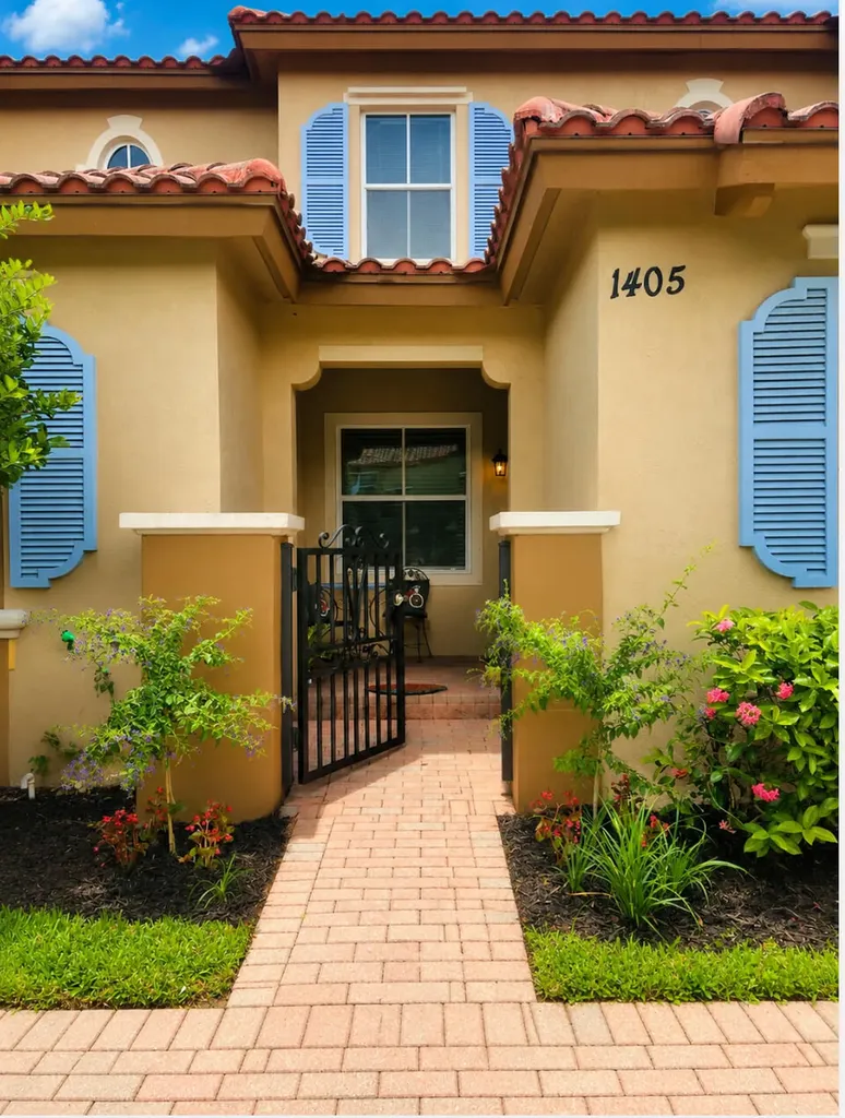 2928 Hidden Hills Road West Palm Beach FL 33411
