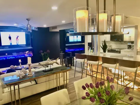 899 Jeffery Street Boca Raton FL 33487