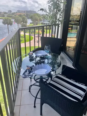 899 Jeffery Street Boca Raton FL 33487