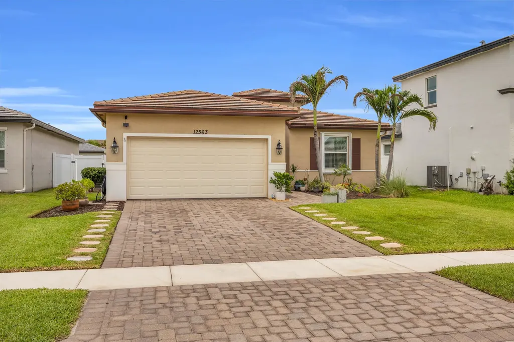 12563 NW Toblin Lane Port St Lucie FL 34987