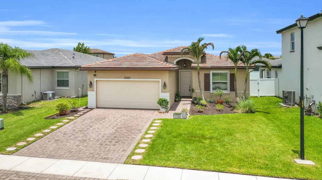 12563 NW Toblin Lane Port St Lucie FL 34987