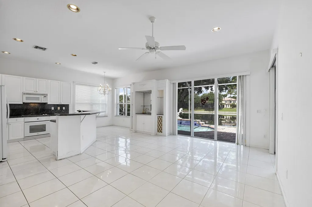 7591 NW 59th Way Parkland FL 33067