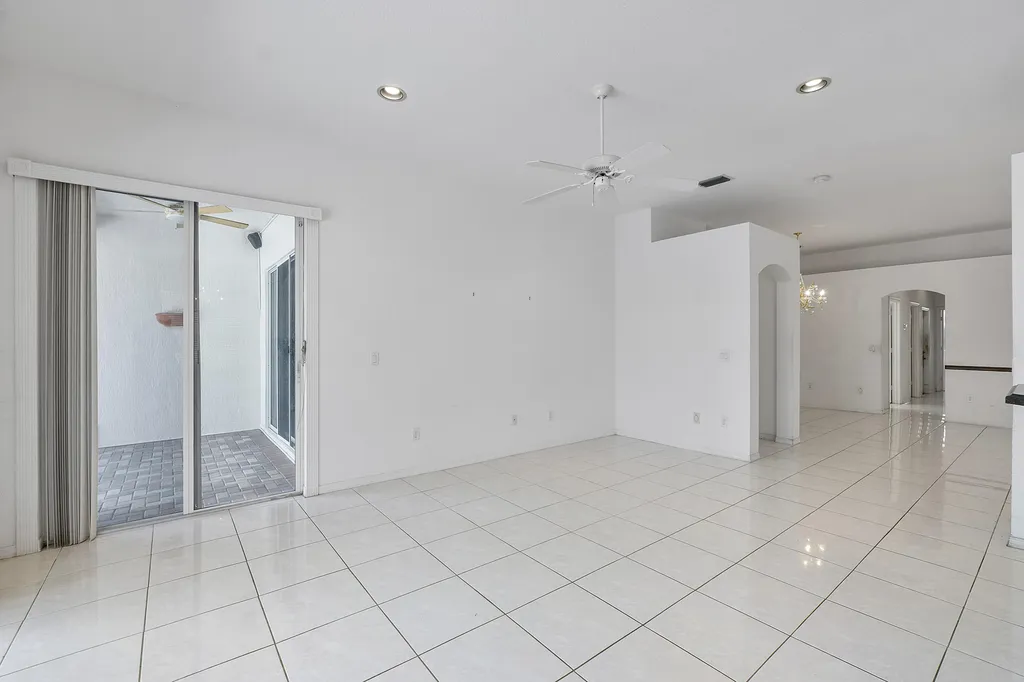 7591 NW 59th Way Parkland FL 33067