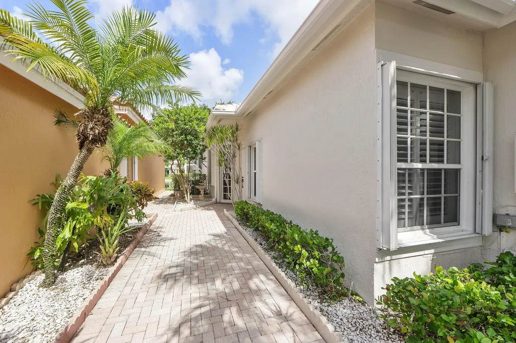 7591 NW 59th Way Parkland FL 33067