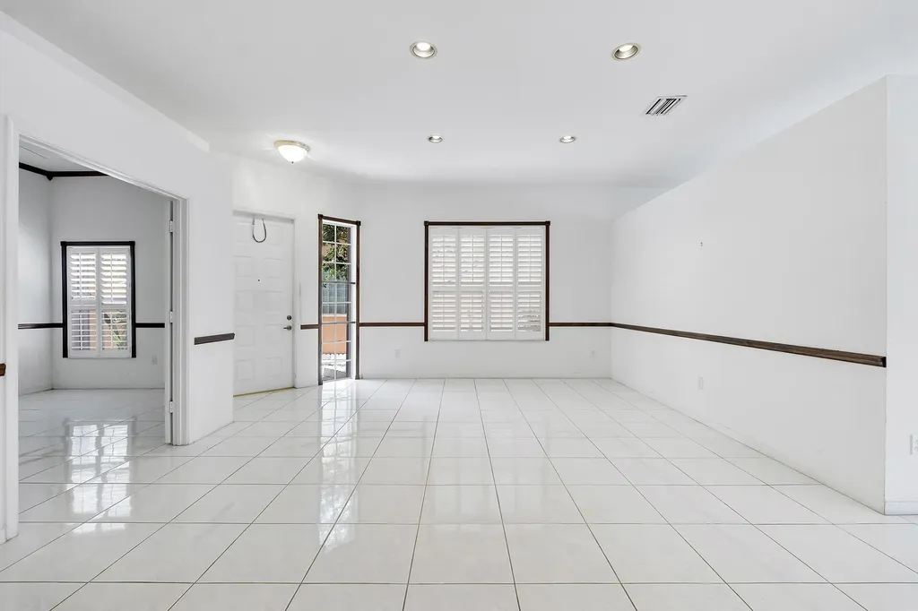 7591 NW 59th Way Parkland FL 33067
