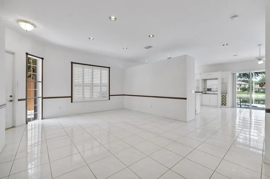 7591 NW 59th Way Parkland FL 33067