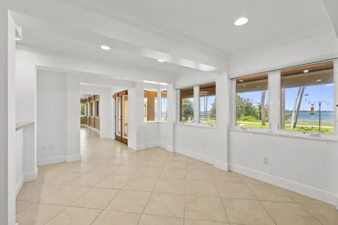 3209 N Indian River Drive Fort Pierce FL 34946
