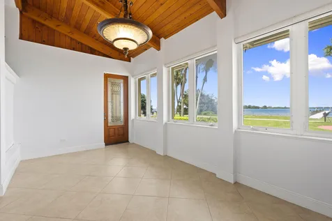 3209 N Indian River Drive Fort Pierce FL 34946