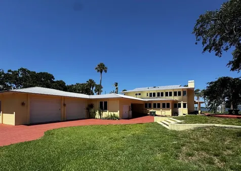 3209 N Indian River Drive Fort Pierce FL 34946