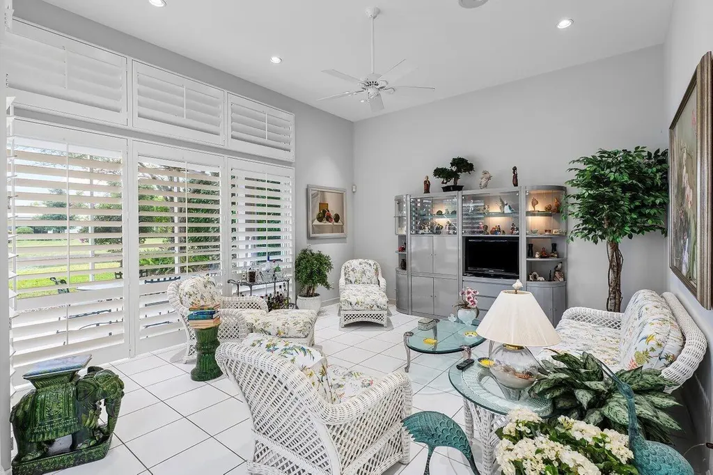 3 Bermuda Lake Drive Palm Beach Gardens FL 33418