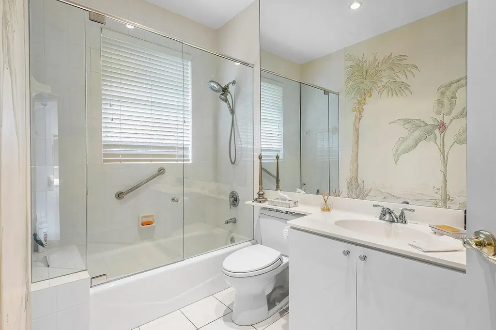 3 Bermuda Lake Drive Palm Beach Gardens FL 33418