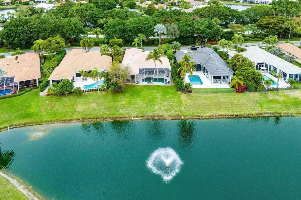3 Bermuda Lake Drive Palm Beach Gardens FL 33418