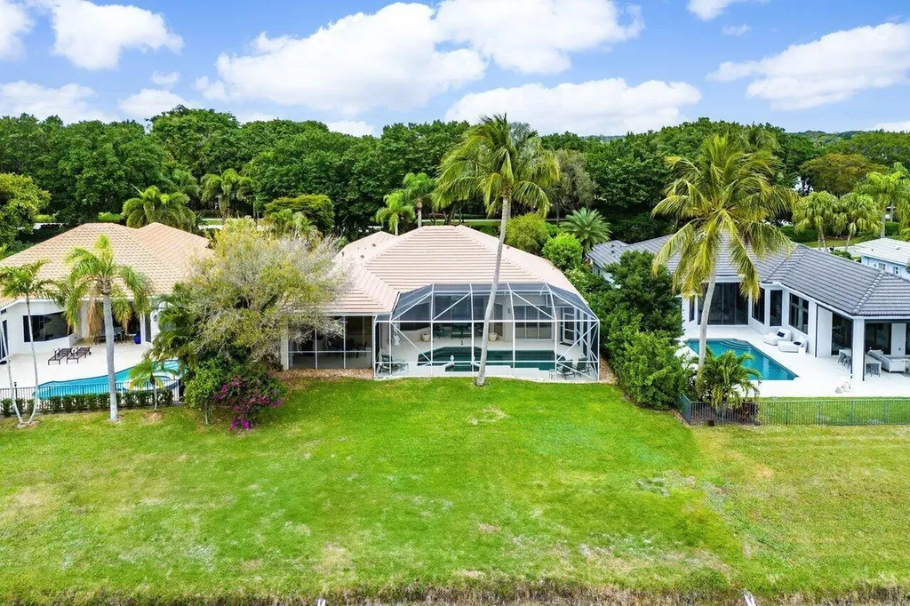 3 Bermuda Lake Drive Palm Beach Gardens FL 33418