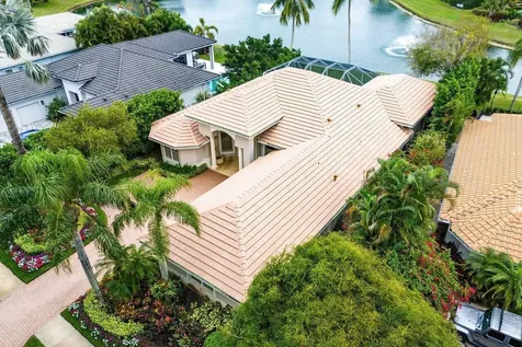 3 Bermuda Lake Drive Palm Beach Gardens FL 33418