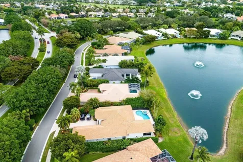 3 Bermuda Lake Drive Palm Beach Gardens FL 33418