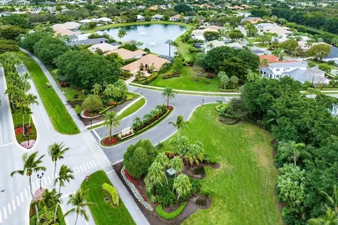 3 Bermuda Lake Drive Palm Beach Gardens FL 33418