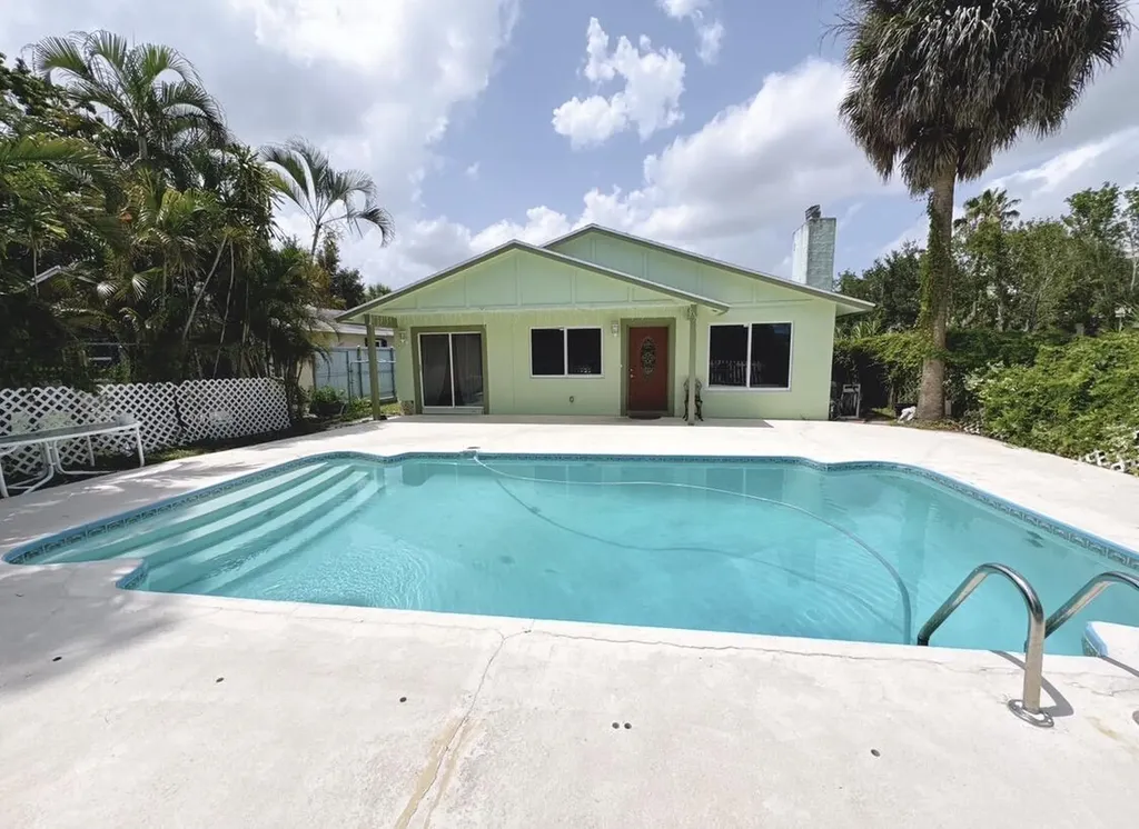 6959 Clendenin Street Lake Worth FL 33467
