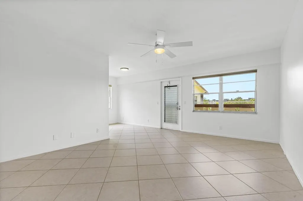 74 Mansfield B Boca Raton FL 33434