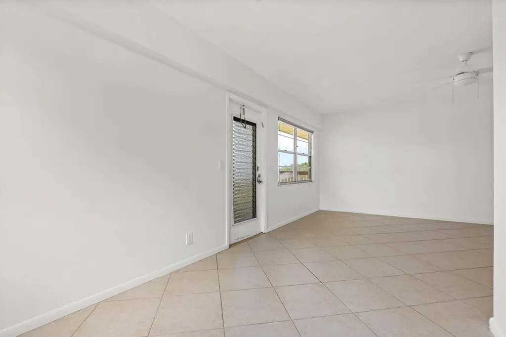 74 Mansfield B Boca Raton FL 33434