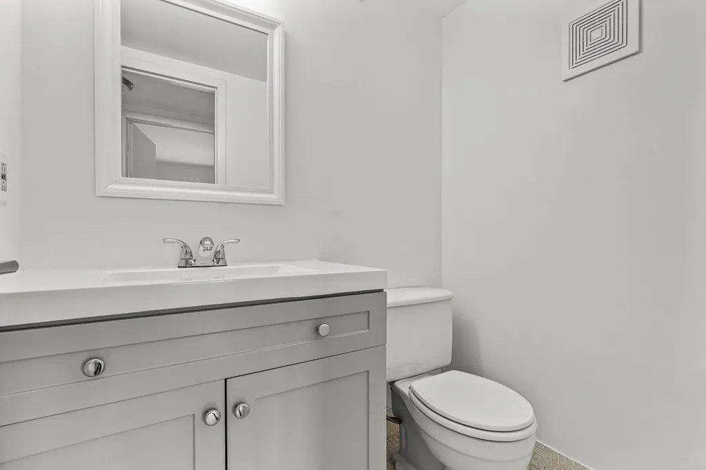 74 Mansfield B Boca Raton FL 33434
