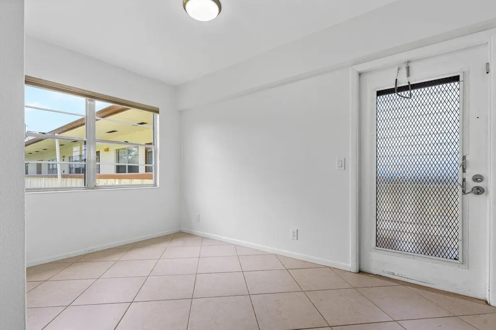 74 Mansfield B Boca Raton FL 33434