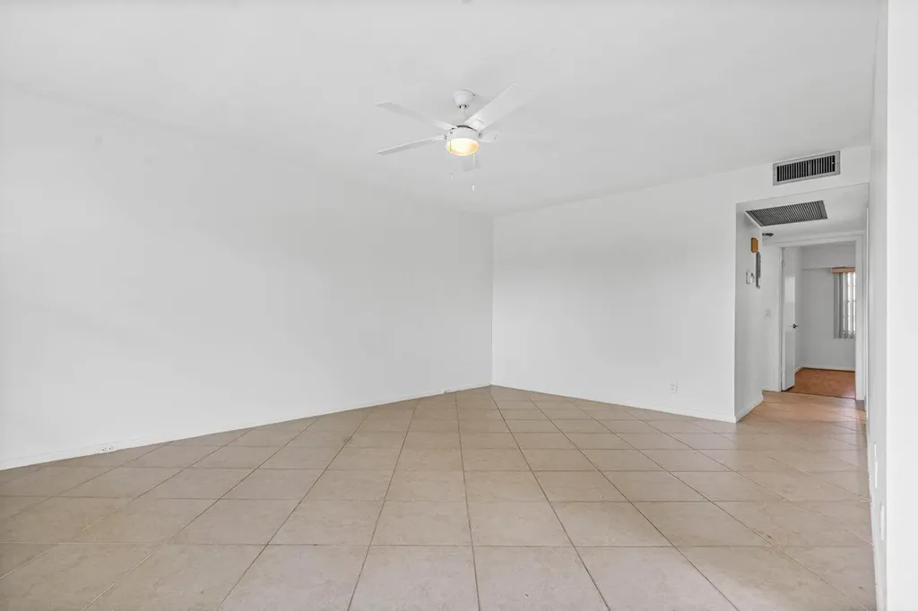 74 Mansfield B Boca Raton FL 33434