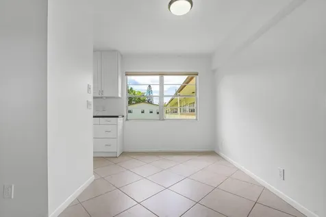 74 Mansfield B Boca Raton FL 33434