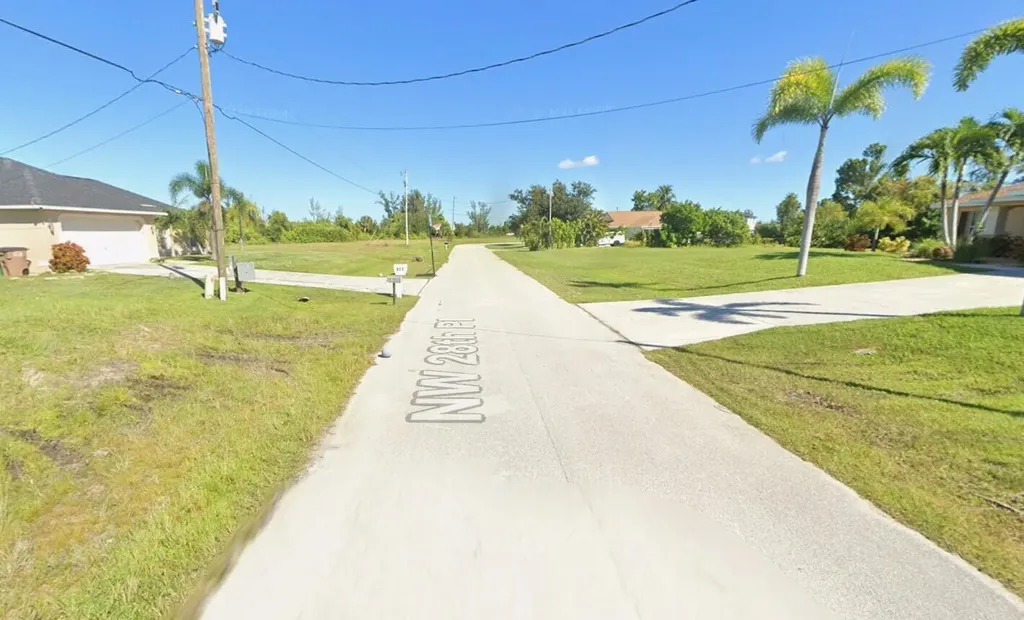 815 NW 28th Place Cape Coral FL 33993