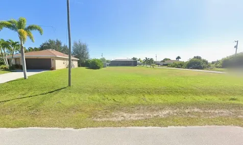 815 NW 28th Place Cape Coral FL 33993