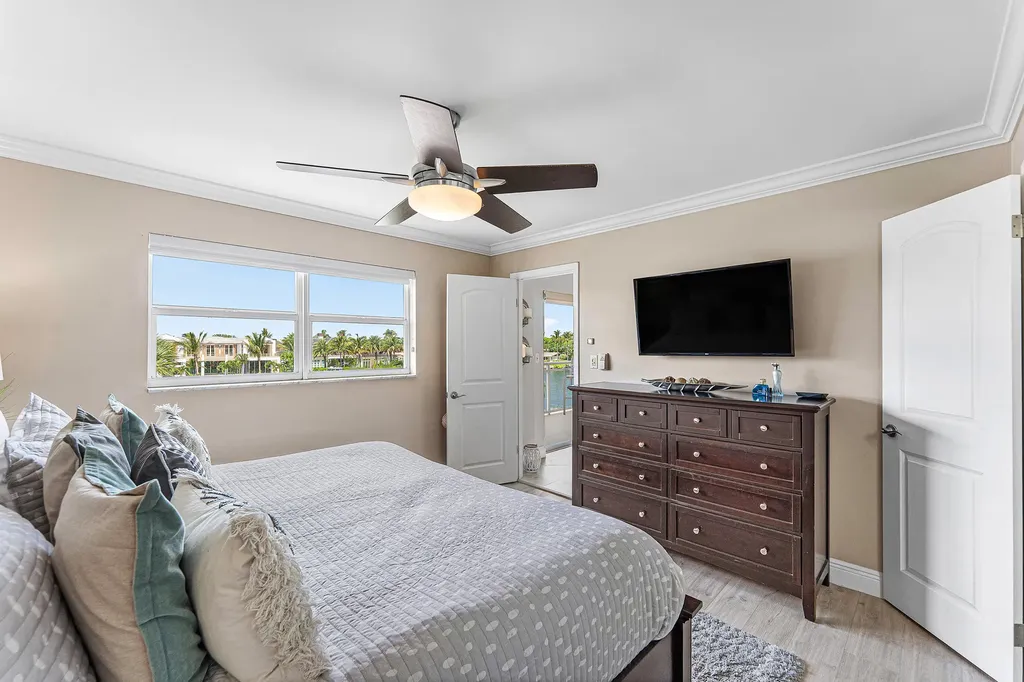 1160 Hillsboro Mile Hillsboro Beach FL 33062
