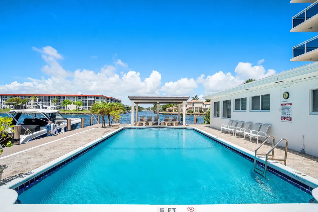 1160 Hillsboro Mile Hillsboro Beach FL 33062