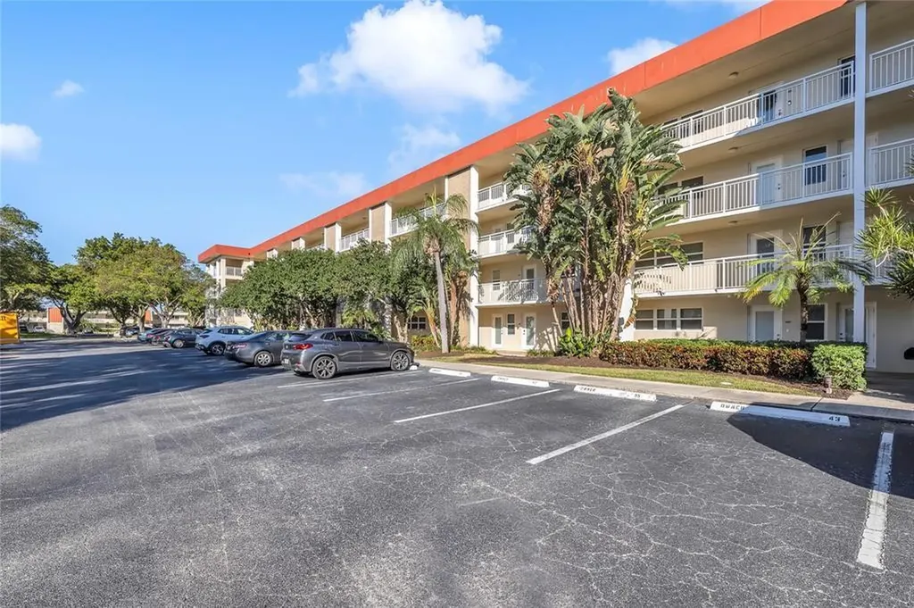 3150 NE 48th Court Lighthouse Point FL 33064