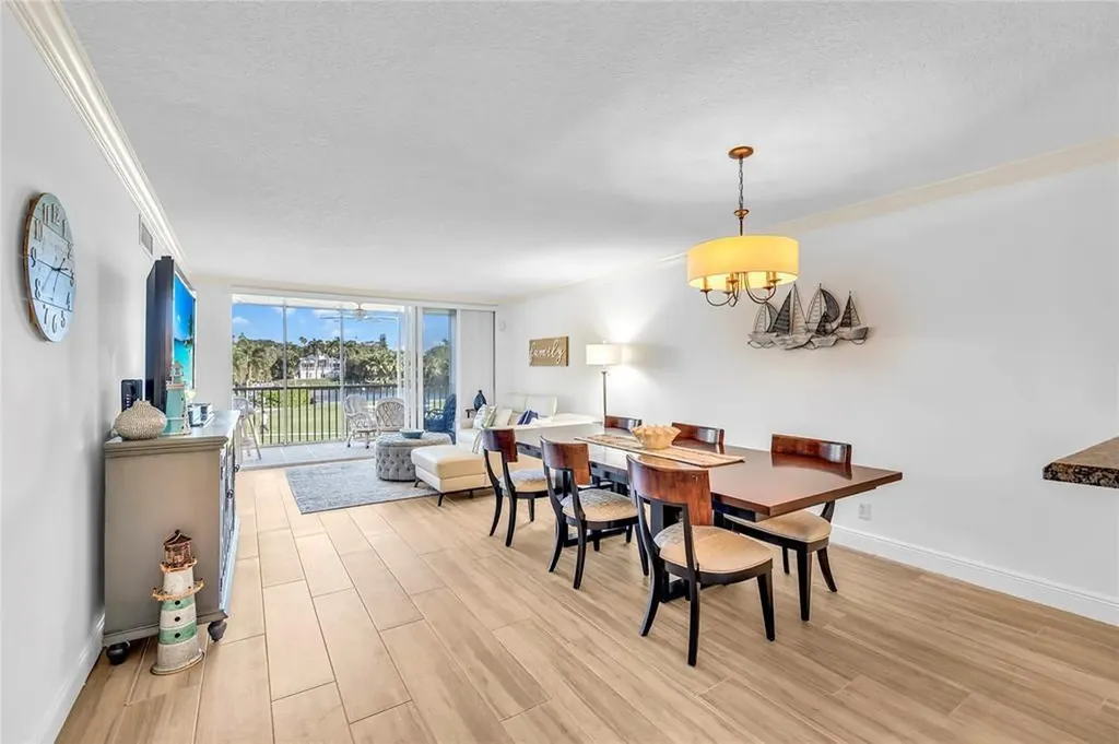 3150 NE 48th Court Lighthouse Point FL 33064