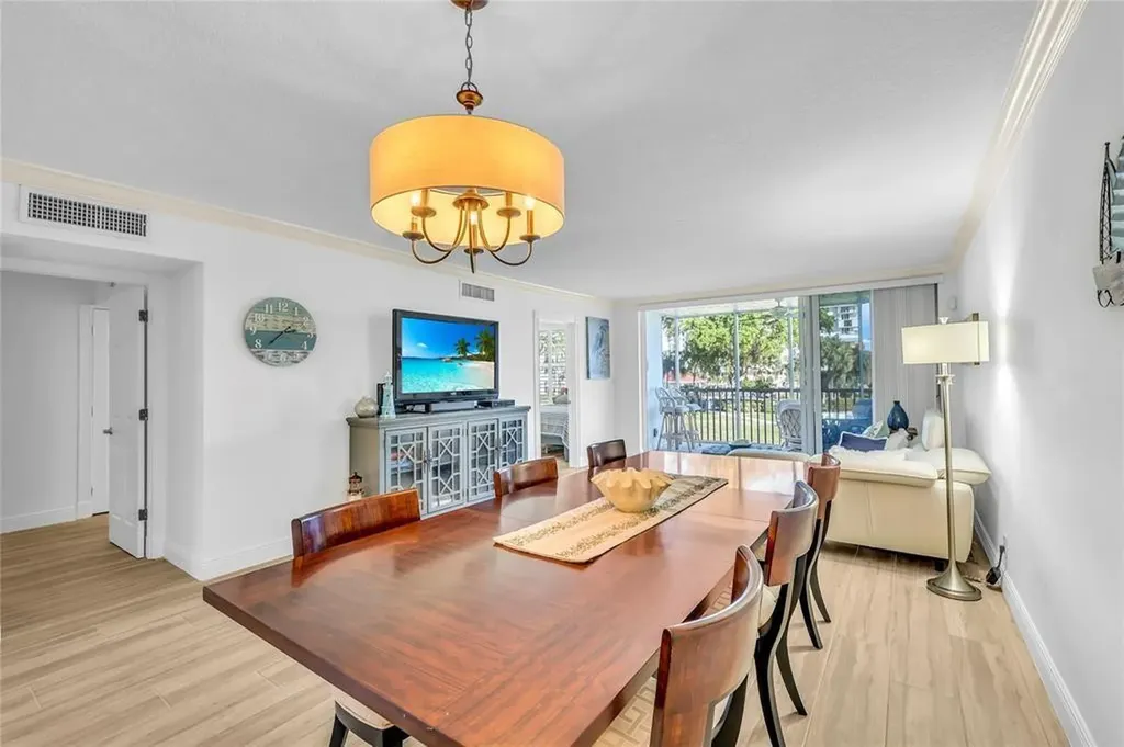 3150 NE 48th Court Lighthouse Point FL 33064